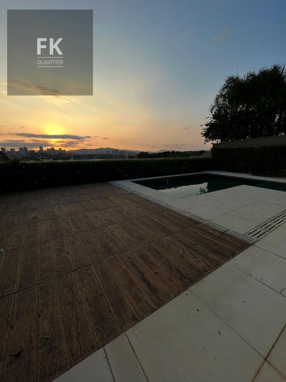 Casa à venda com 4 quartos, 4 suítes, 6 vagas e 575m² no Tamboré, Barueri (SP) — foto 23 de 25