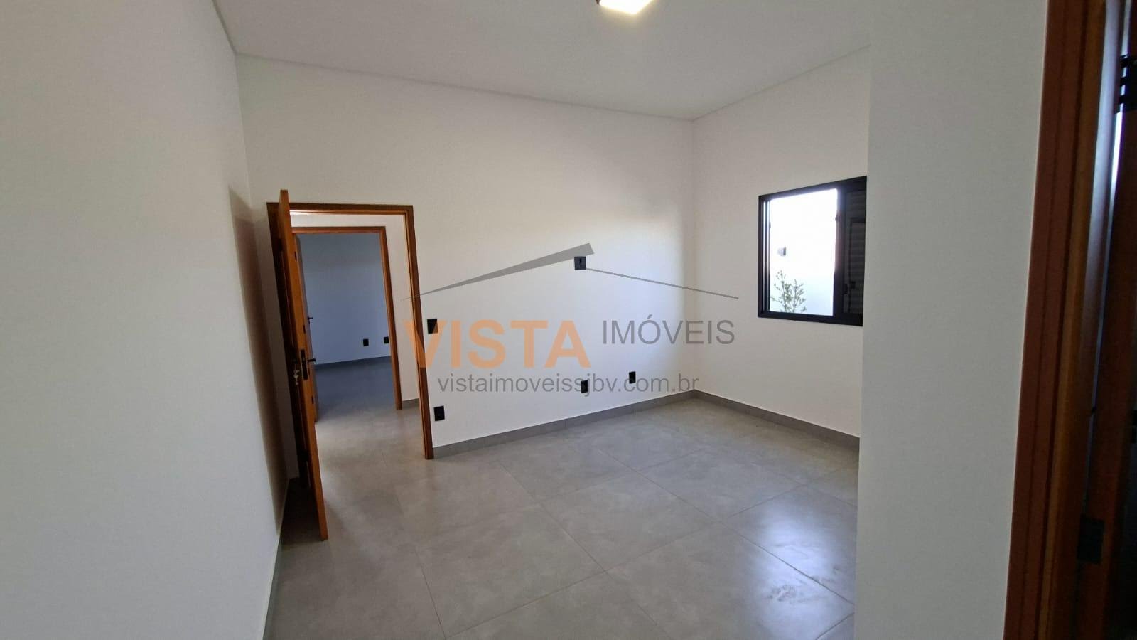 Casa à venda com 2 quartos, 1 suíte, 2 vagas e 120m² no Portal da Aliança II, São João da Boa Vista (SP) — foto 13 de 18