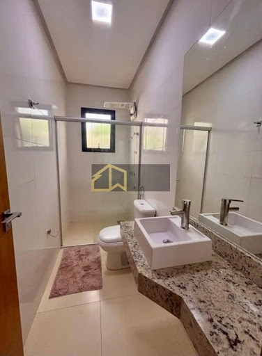 Casa de Condomínio em Jardins Valência  -  Goiânia