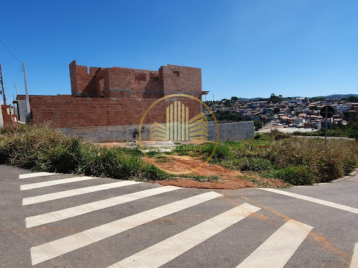 Área em Vila M Genoveva  -  Jundiaí