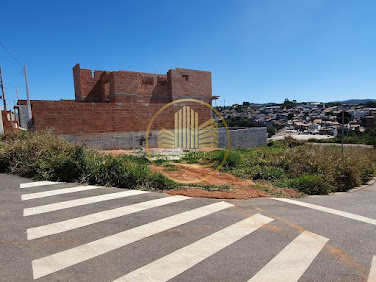 Área em Vila M Genoveva  -  Jundiaí