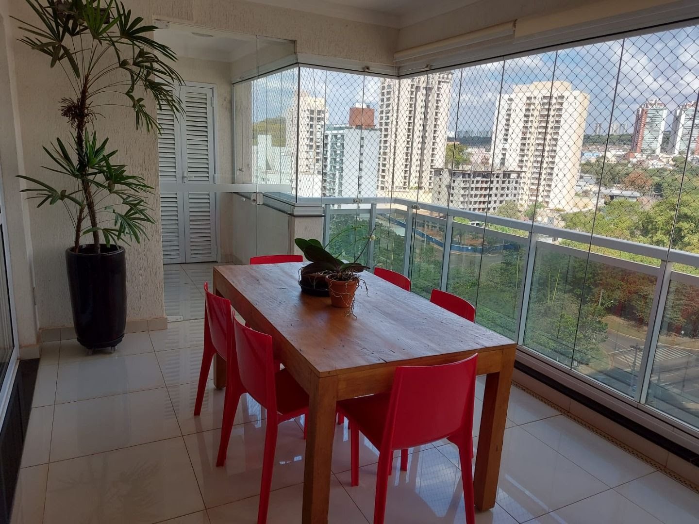 Apartamento à venda com 3 quartos, 4 banheiros, 2 vagas e 144m² no Jardim Botânico, Ribeirão Preto — foto principal