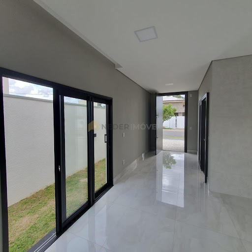 Casa de Condomínio em Primor das Torres, Cuiabá: 134M², 3 Dormitórios, 1 Suite, 2 Banheiros - Venda por R$ 990.000