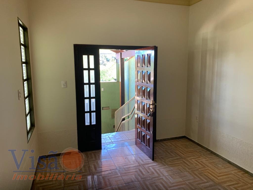 Casa para alugar com 4 quartos, 1 suíte e 2 vagas no Alto do Corrego, Paracatu (MG) — foto 10 de 14