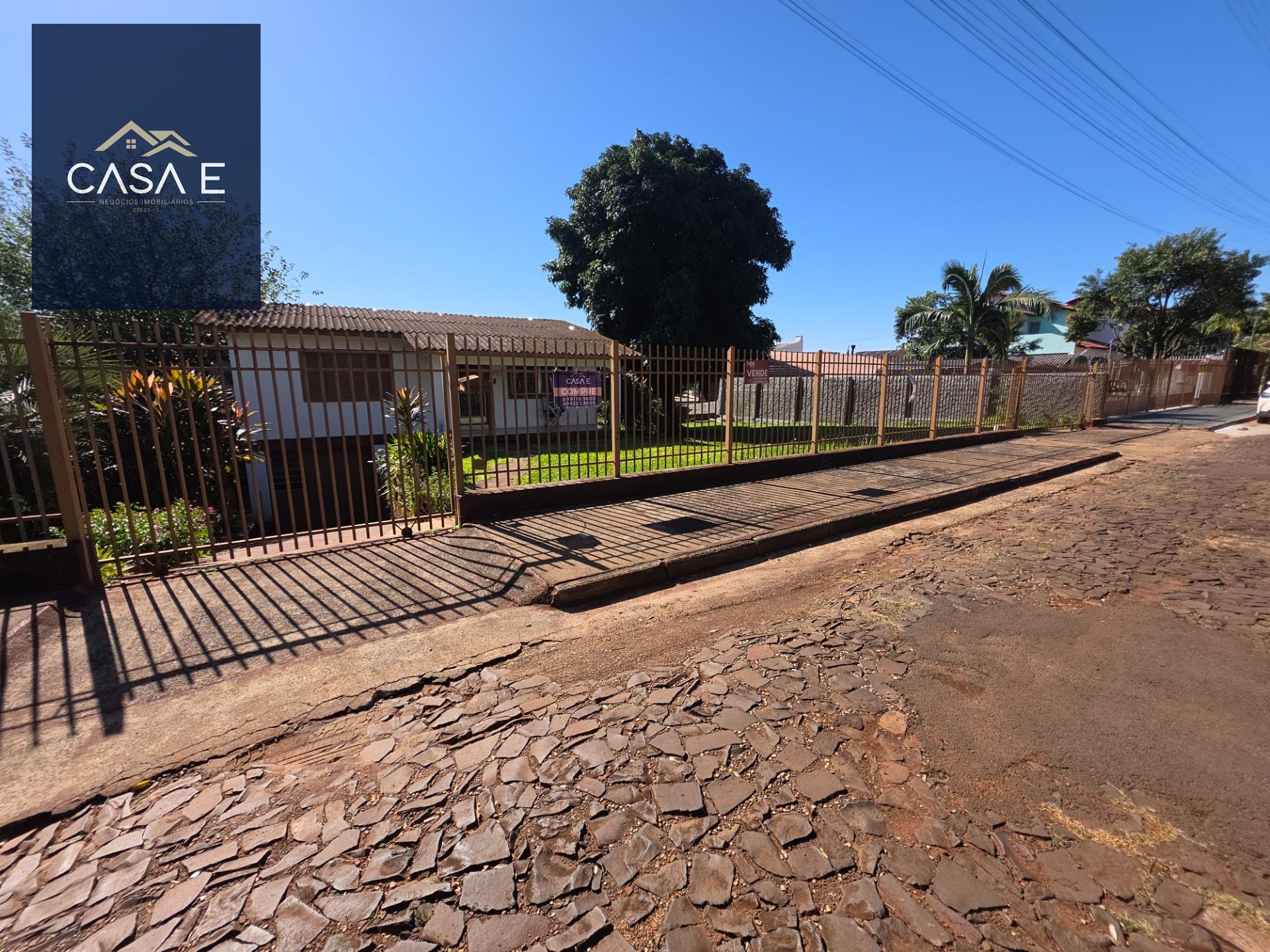 Casa à venda com 5 quartos, 2 banheiros, 2 vagas e 257m² no Assis Brasil, Ijuí (RS) — foto 2 de 11