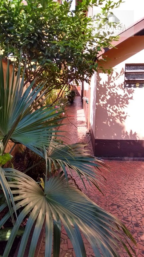 Casa à venda com 4 quartos, 1 banheiro, 1 vaga e 220m² no Centro, Petrópolis (RJ) — foto 12 de 15