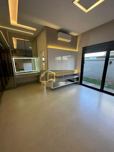 Casa de Condomínio em Portal do Sol Green  -  Goiânia