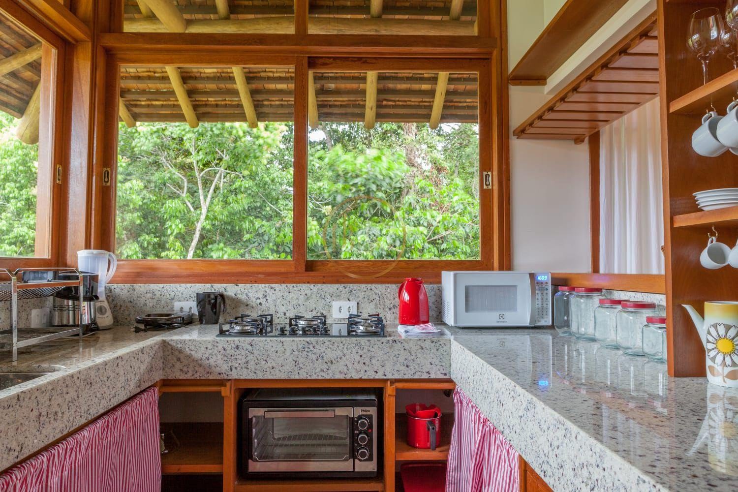 Casa à venda com 3 quartos, 2 suítes, 2 vagas e 136m² no Estrada de Trancoso, Porto Seguro (BA) — foto 3 de 22