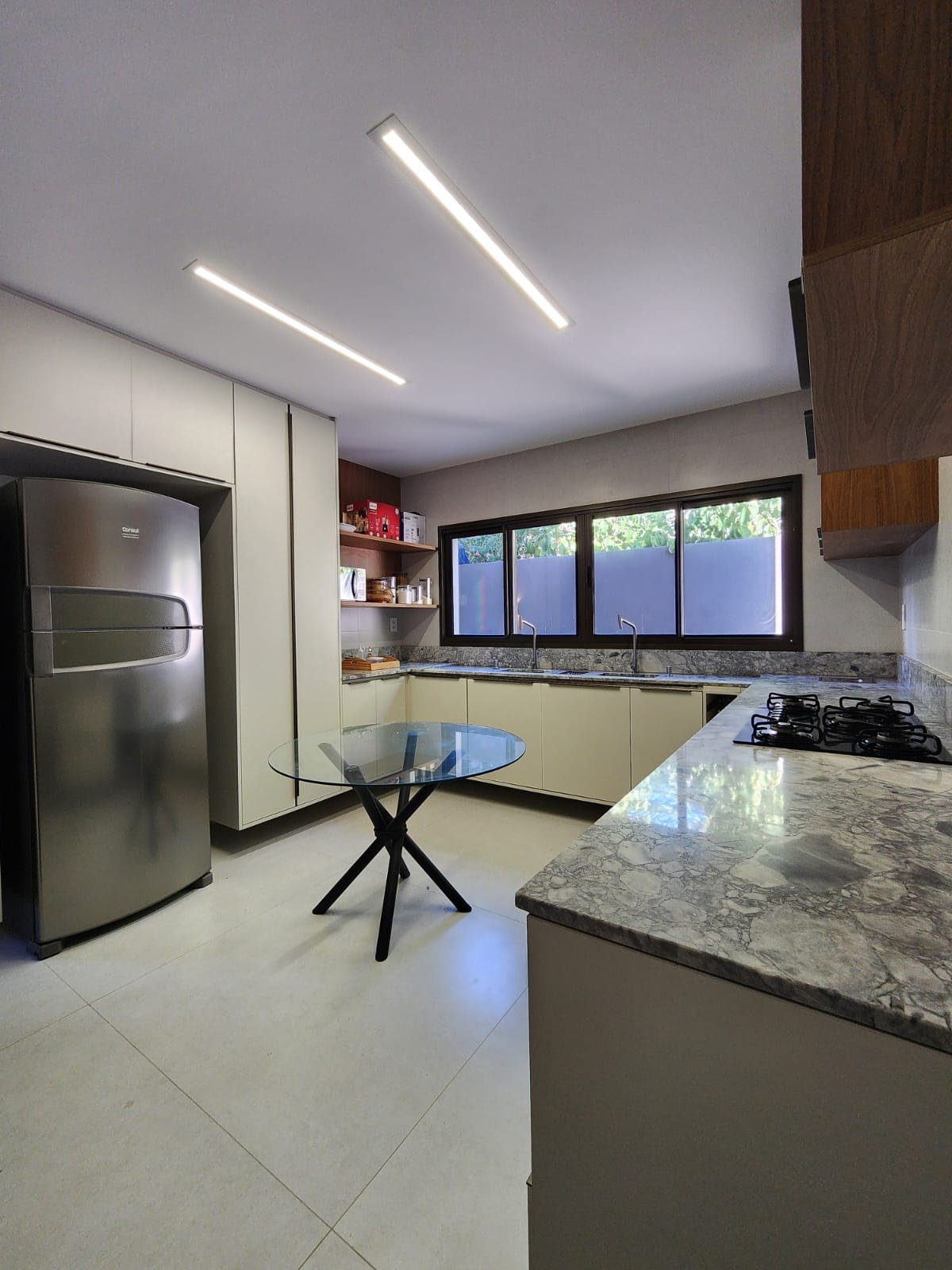 Casa à venda com 6 quartos, 6 suítes, 4 vagas e 504m² no Guarajuba, Camaçari (BA) — foto 12 de 30
