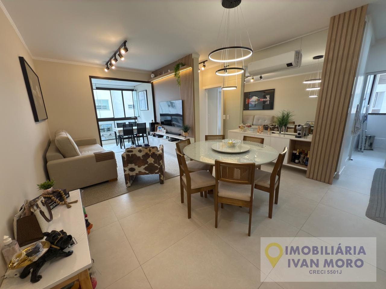 Apartamento à venda com 3 quartos, 1 suíte, 2 vagas e 89m² no Cachoeira do Bom Jesus, Florianópolis (SC) — foto 2 de 30