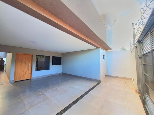 Casa 1 suíte e 2 quartos