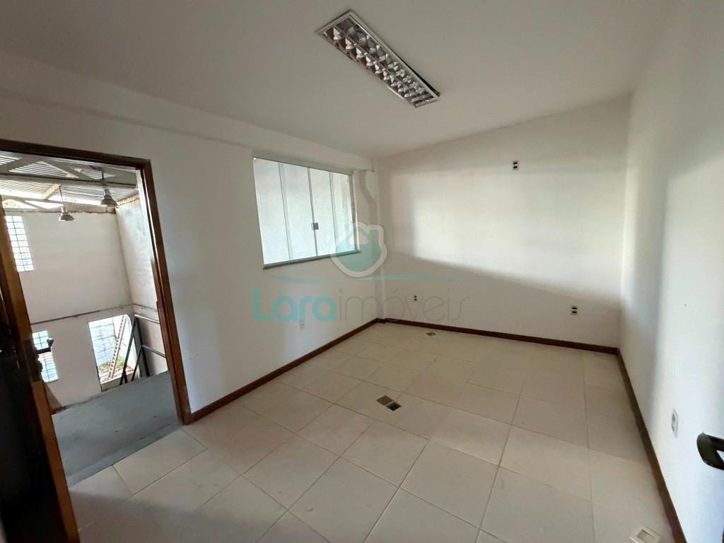 Comercial à venda com 1200m² no Novo Cavaleiro, Macaé (RJ) — foto 22 de 30