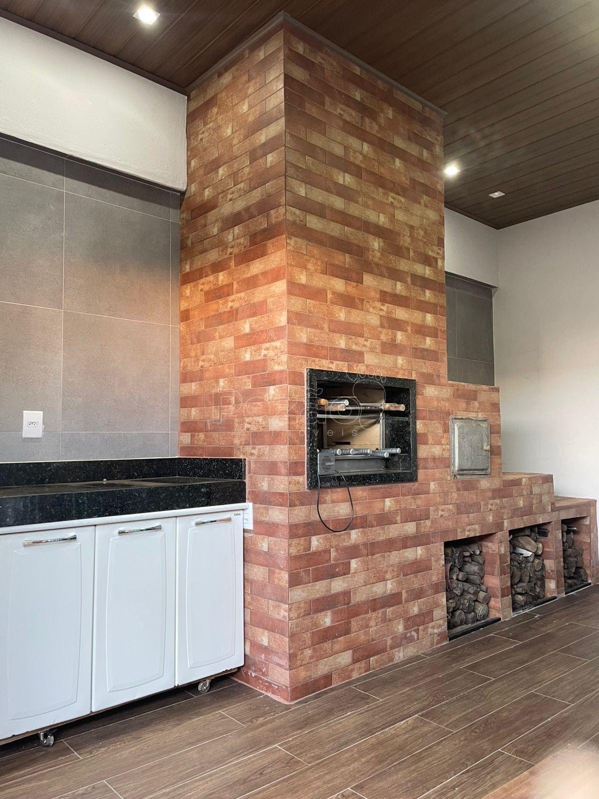 Casa, 3 quartos, 225 m² - Foto 2