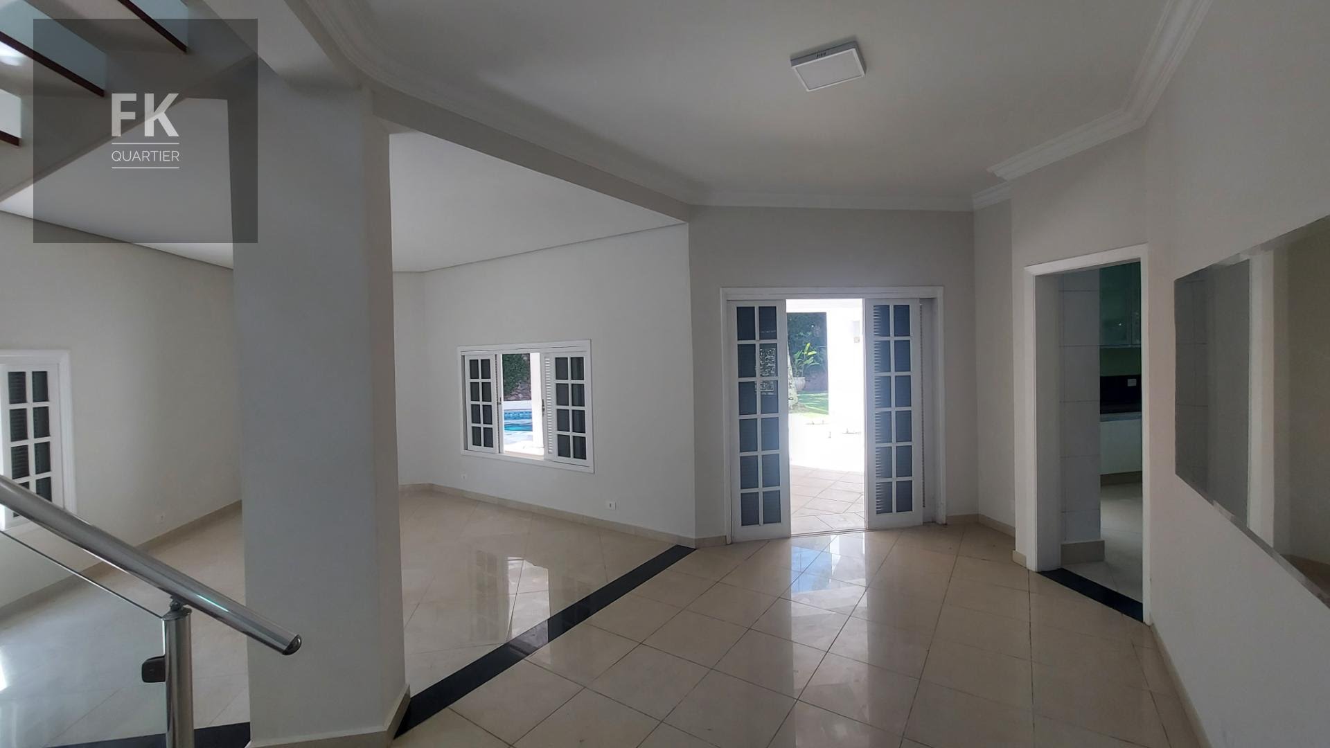 Casa à venda com 5 quartos, 4 suítes, 4 vagas e 250m² no Alphaville Residencial Dois, Barueri (SP) — foto 8 de 30