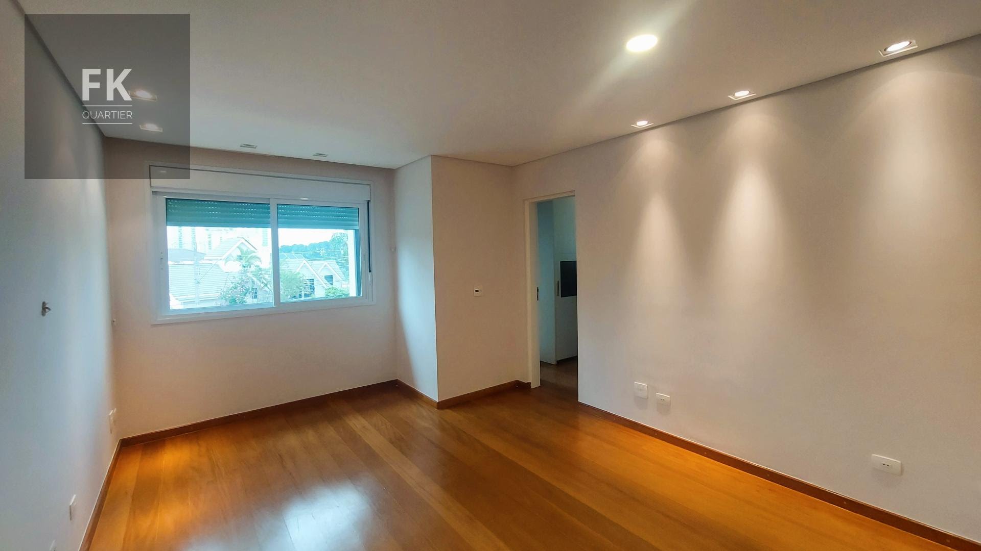 Casa à venda com 4 quartos, 4 suítes, 6 vagas e 550m² no Alphaville, Barueri (SP) — foto 15 de 27