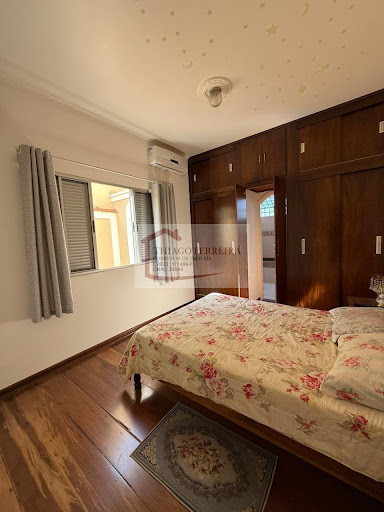 Casa em Jardim Bonanza  -  Santa Rita do Passa Quatro