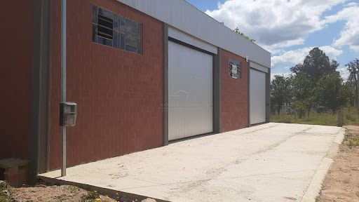 <p>Descubra o espaço ideal para o seu negócio em Bagé! Este amplo depósito para locação está localizado no bairro Castro Alves, uma região estratégica e de fácil acesso, perfeita para empresas que bus