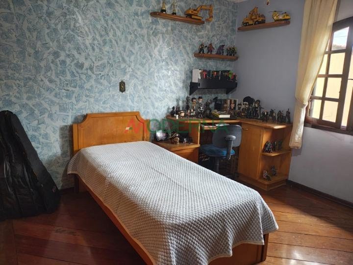 Casa à venda com 4 quartos, 1 suíte, 5 vagas e 229m² no Paulicéia, São Bernardo do Campo (SP) — foto 17 de 30