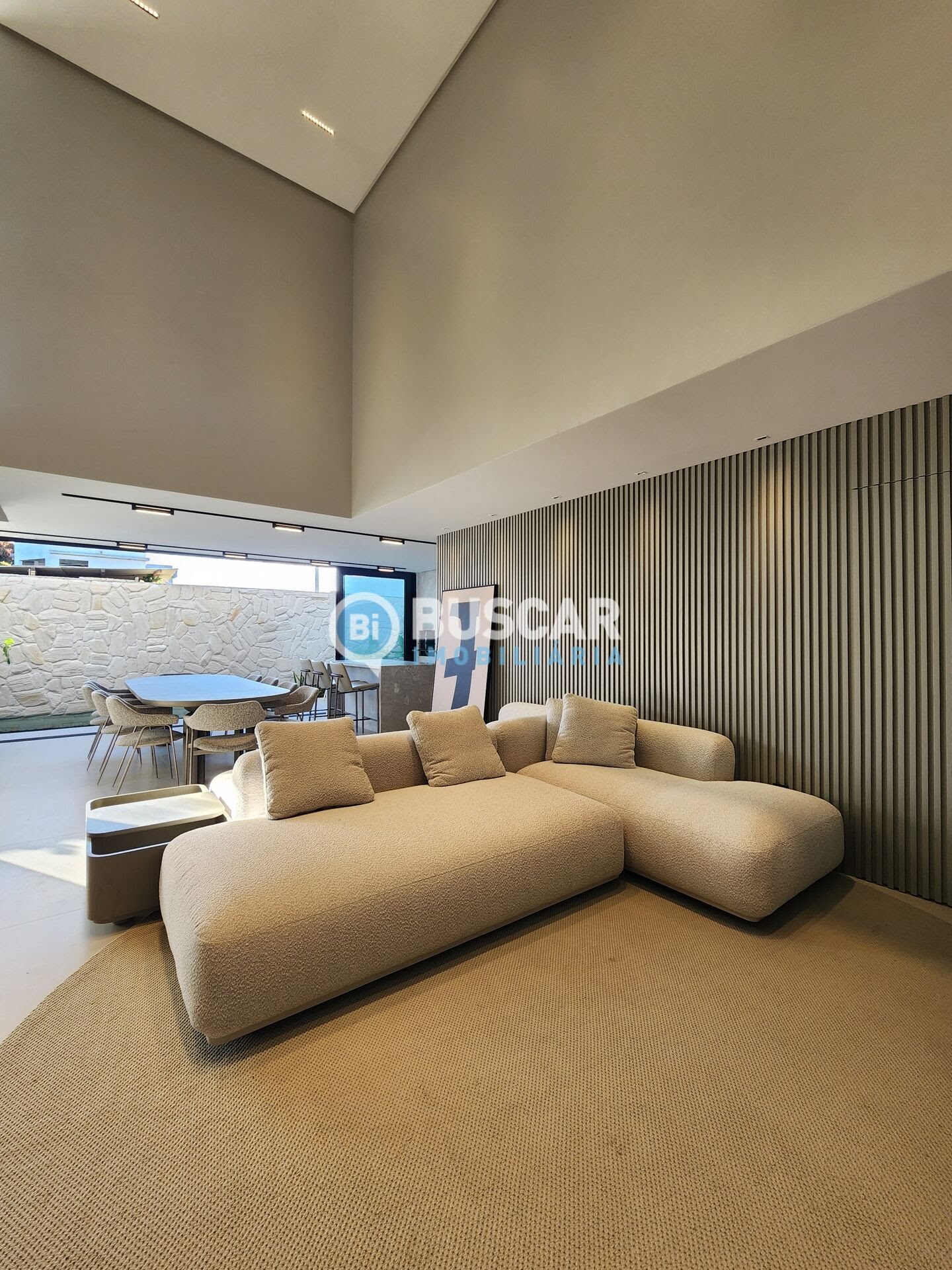 Casa à venda com 4 quartos, 4 suítes, 4 vagas e 220m² no Sim, Feira de Santana (BA) — foto 3 de 20