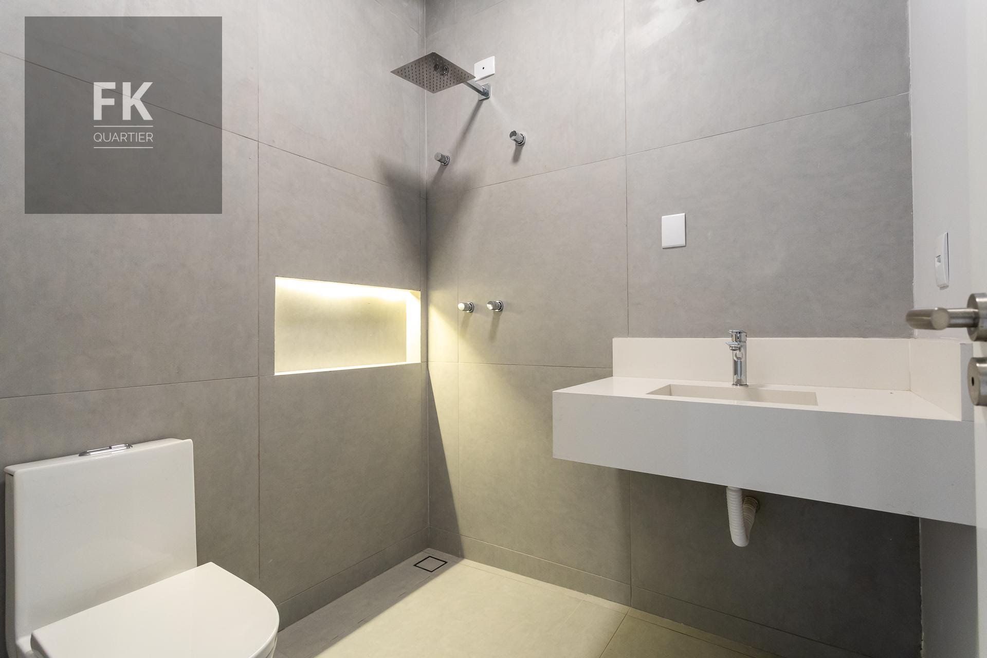 Casa à venda com 5 quartos, 5 suítes, 4 vagas e 392m² no Cidade Tamboré, Santana de Parnaíba (SP) — foto 23 de 30