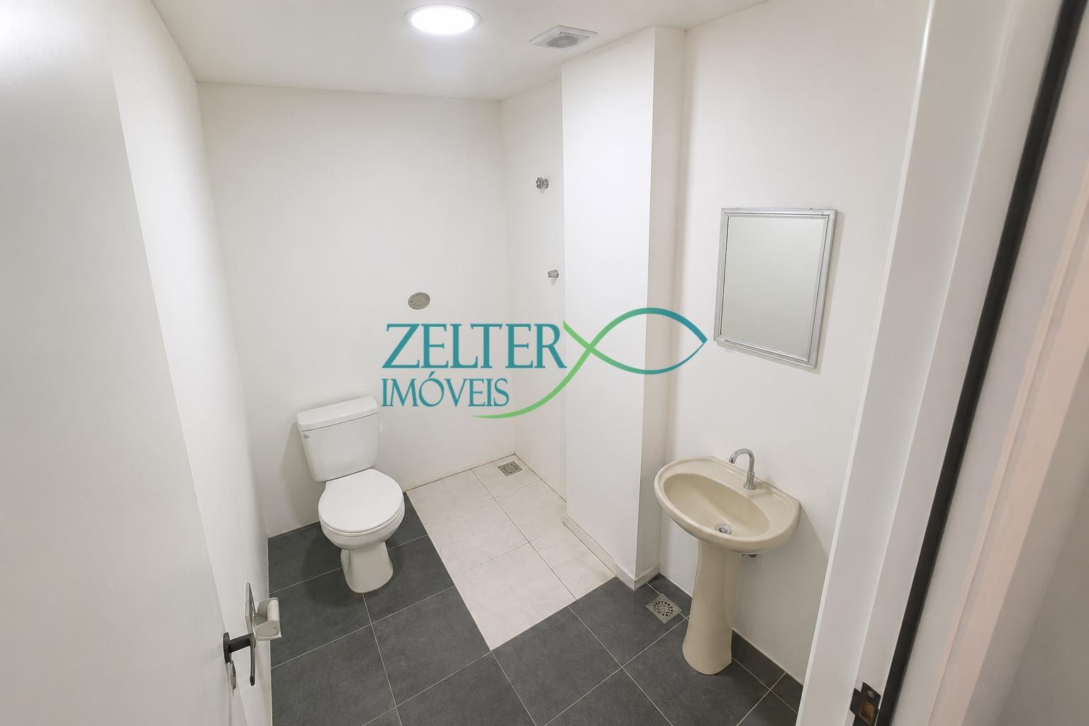 Comercial para alugar com 5 banheiros e 210m² no Penha, Rio de Janeiro (RJ) — foto 11 de 11