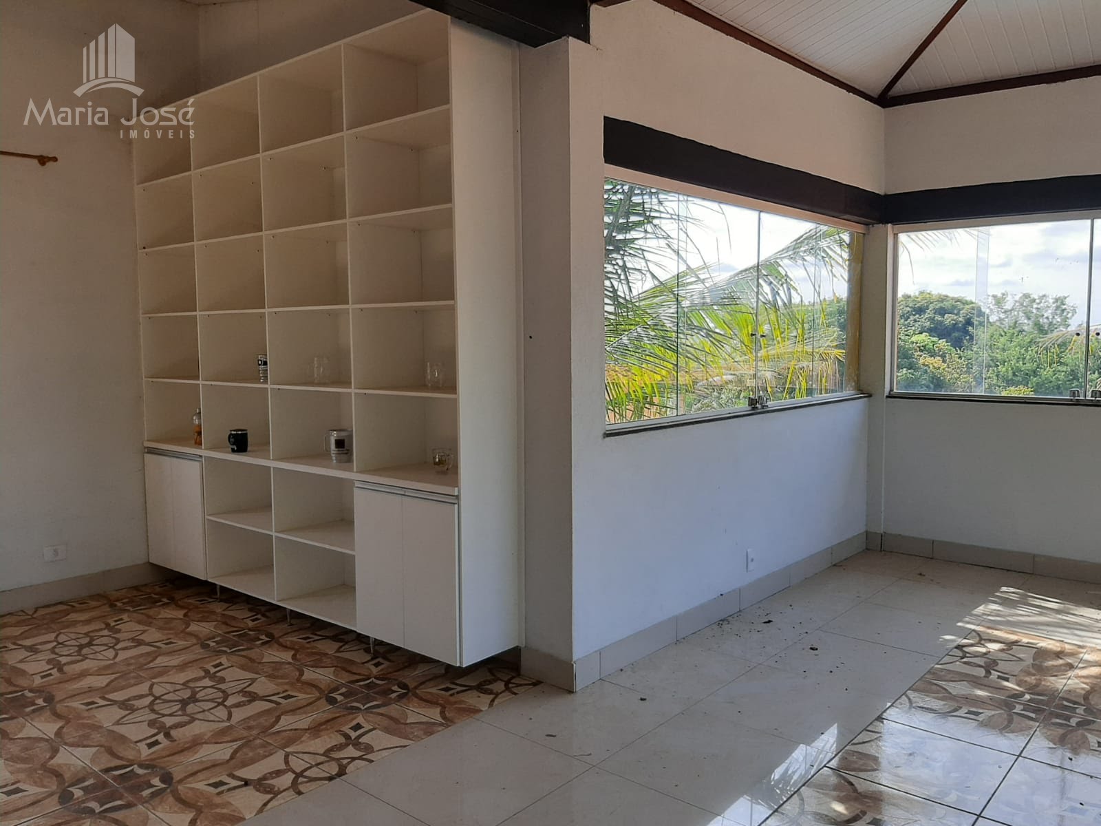 Casa à venda com 5 quartos, 3 suítes, 4 vagas e 1000m² no Titamar, Sete Lagoas (MG) — foto 7 de 21