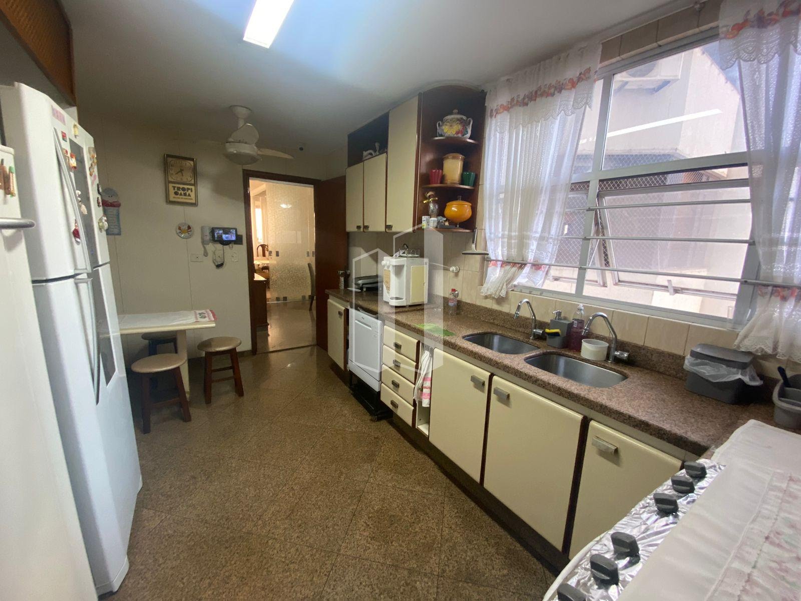Apartamento à venda com 4 quartos, 2 suítes, 2 vagas e 271m² no Setor Bueno, Goiânia (GO) — foto 14 de 30