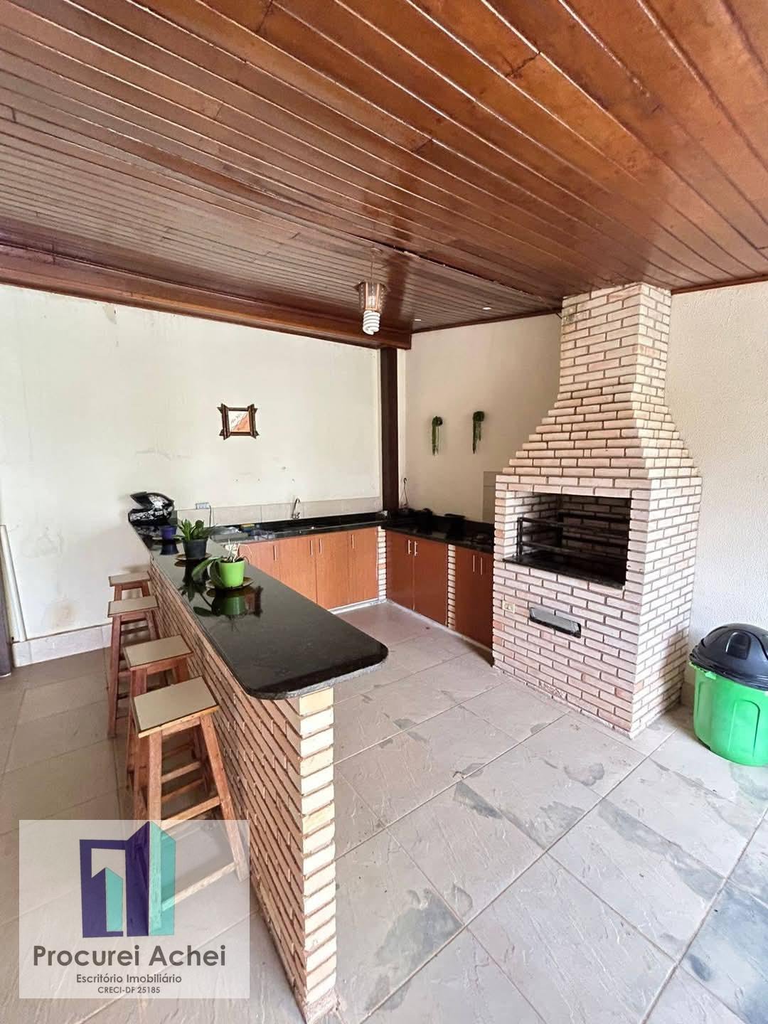 Casa à venda com 3 quartos, 2 suítes, 4 vagas e 926m² no Setor Habitacional Vicente Pires, Brasília (DF) — foto 23 de 27