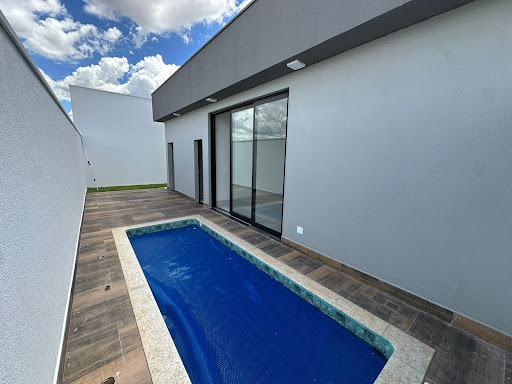 Casa de Condomínio em Novo Mundo  -  Uberlândia