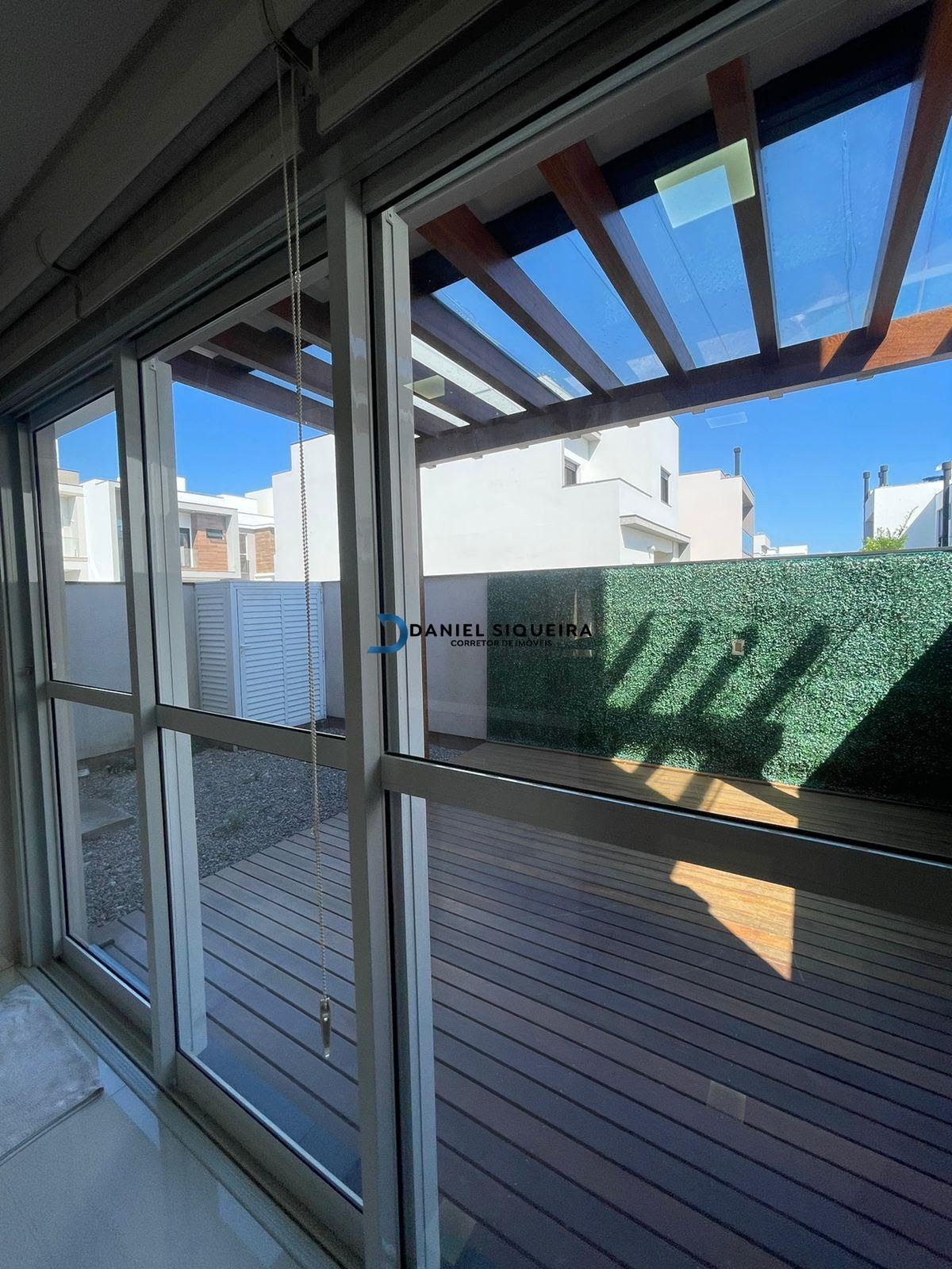Casa à venda com 3 quartos, 1 suíte, 2 vagas e 230m² no Bairro Deltaville, Biguaçu (SC) — foto 9 de 26