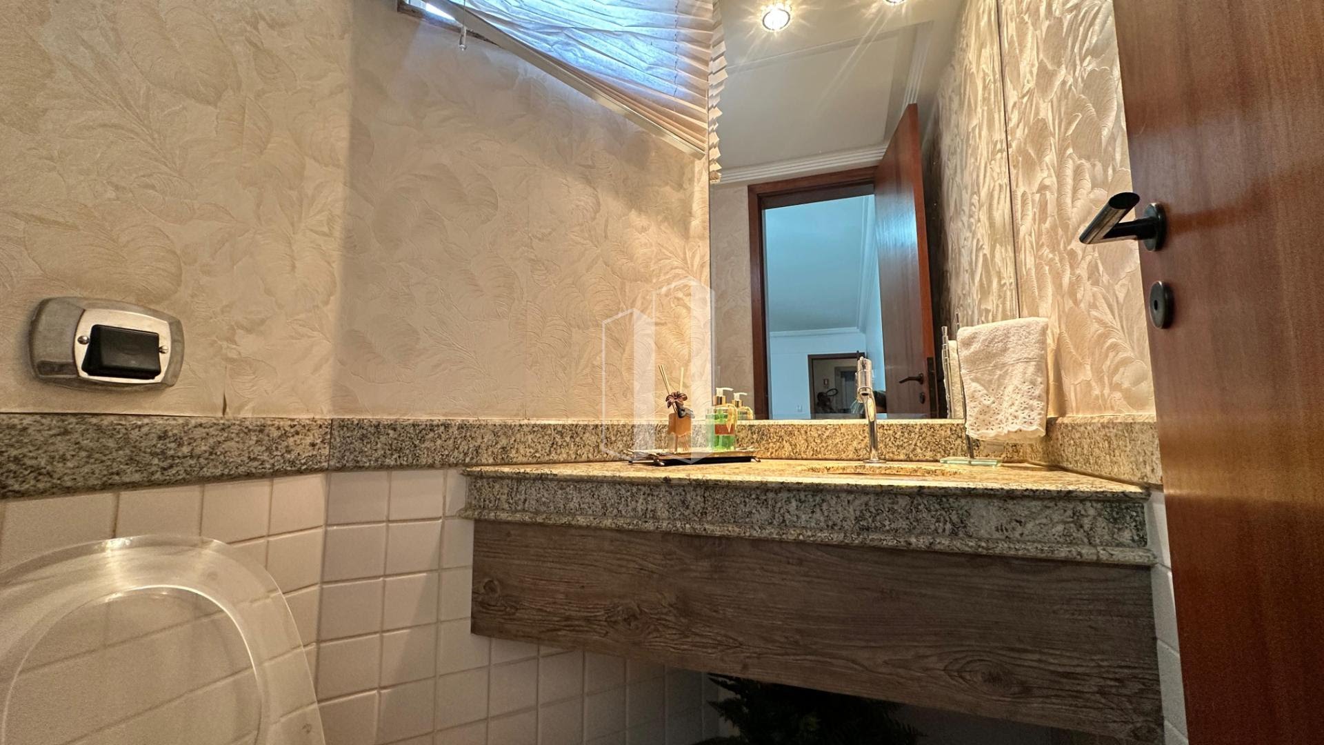 Apartamento à venda com 4 quartos, 2 suítes, 2 vagas e 140m² no Nova Suiça, Goiânia (GO) — foto 18 de 25