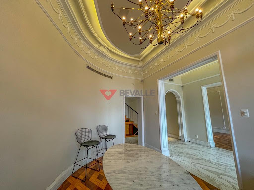 Casa na Urca RJ à Venda: 600m², 4 quartos, 4 vagas 