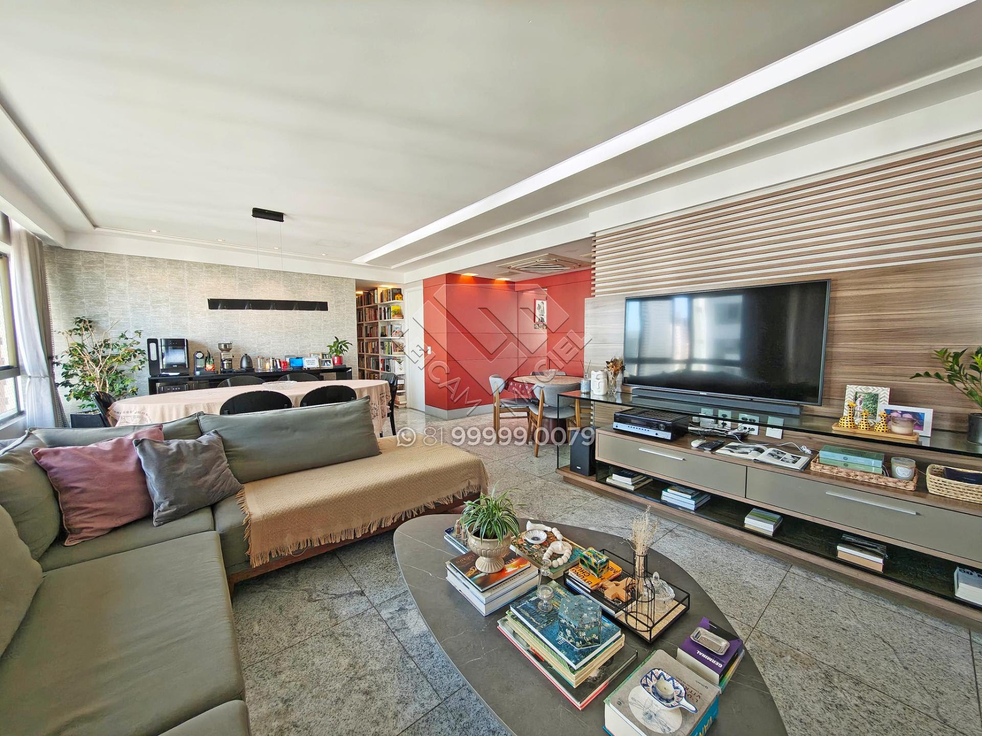 Compre Apartamento à venda no Rosarinho com 135m², 3 quartos (2 suítes) e lazer completo no Edf. Alice Queiroz. Agende sua visita com Leicam Maciel!