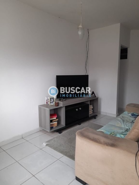 Casa à venda com 2 quartos, 1 banheiro, 1 vaga e 101m² no Tomba, Feira de Santana (BA) — foto 8 de 13