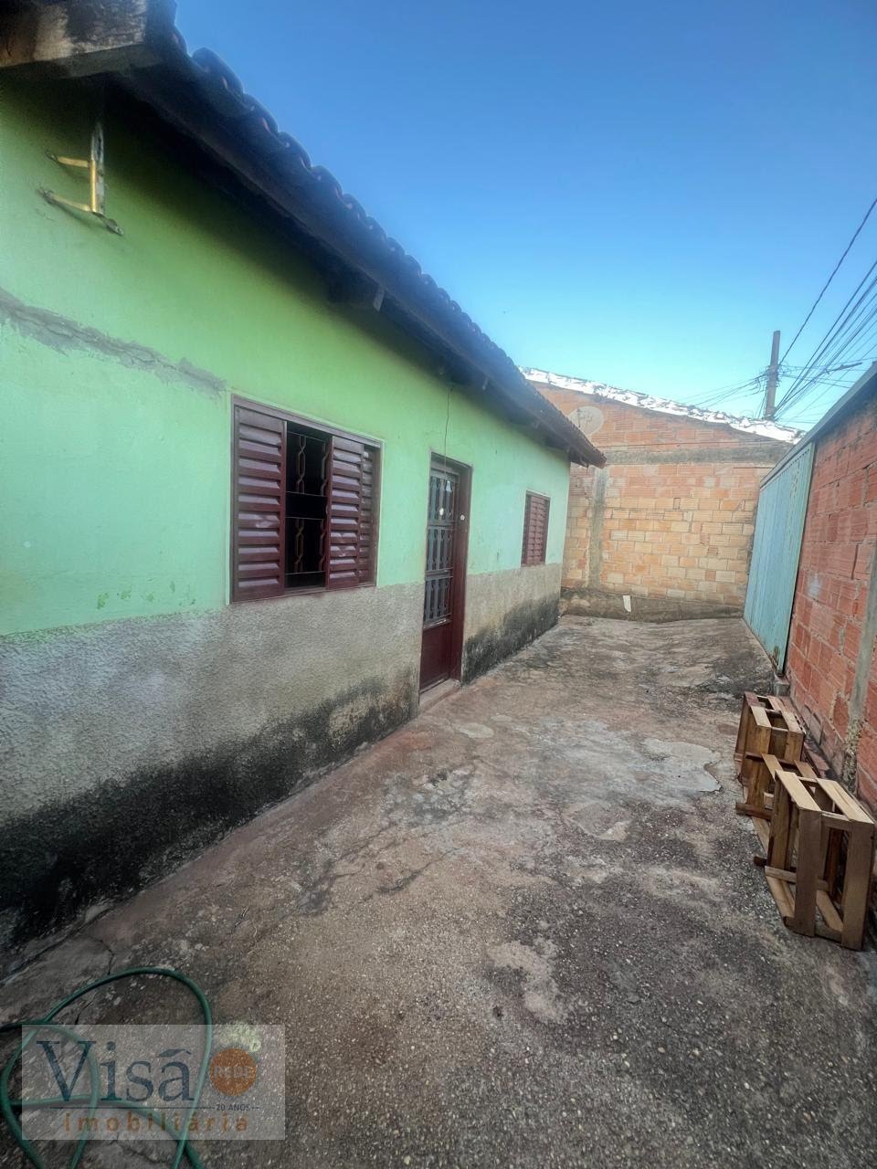 Casa para alugar com 2 quartos, 1 banheiro e 1 vaga no Paracatuzinho, Paracatu — foto principal