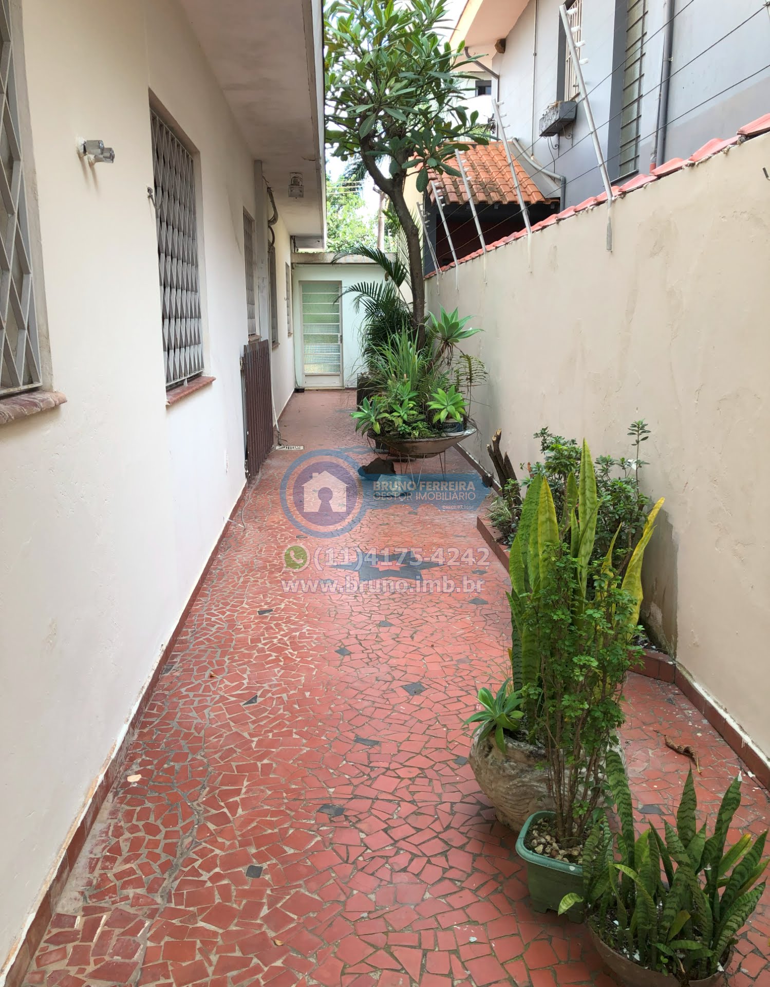 Casa à venda com 9 quartos, 5 banheiros e 228m² no Água Fria, São Paulo (SP) — foto 9 de 20