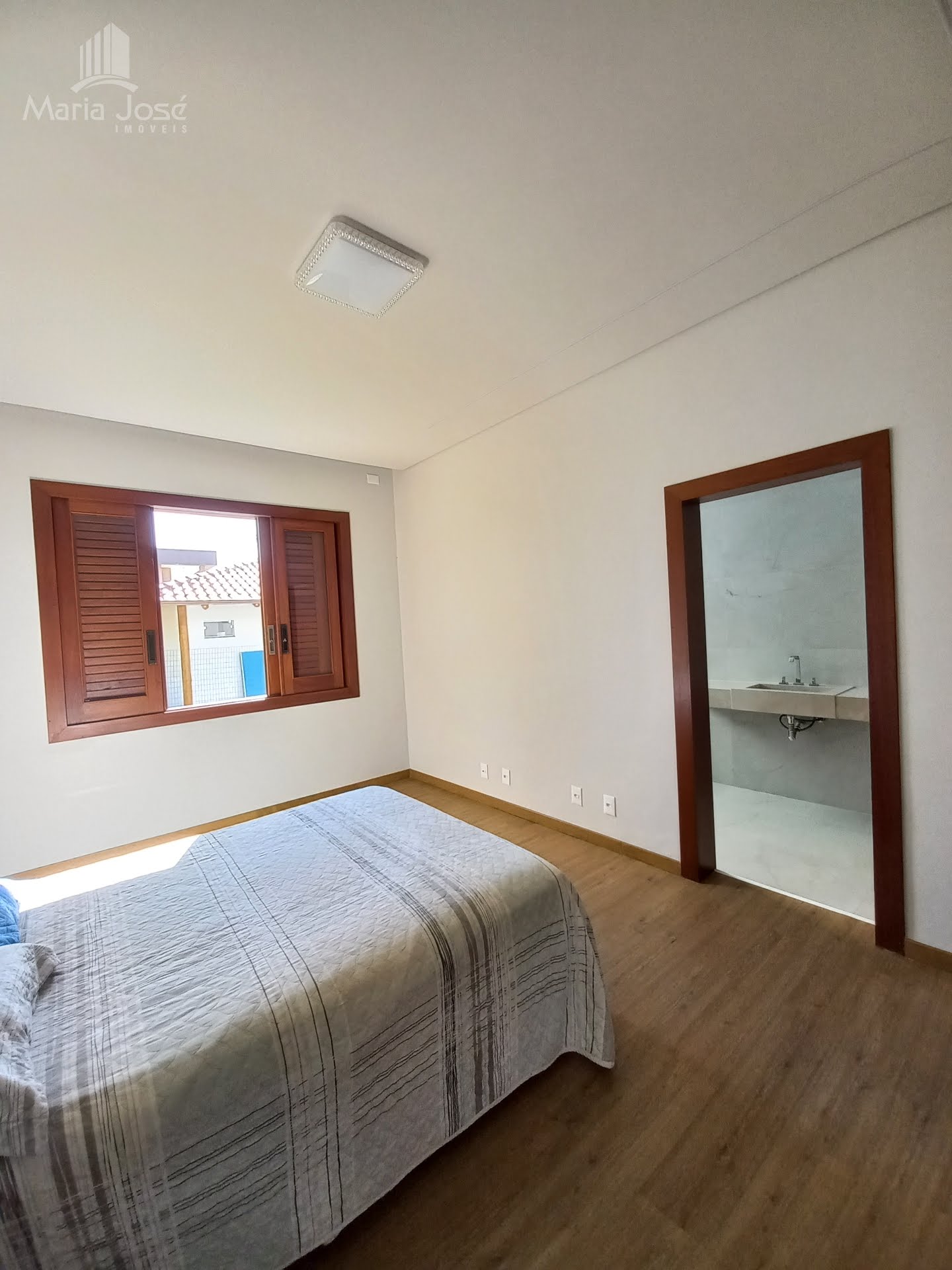 Casa à venda com 3 quartos, 3 suítes, 4 vagas e 400m² no Condomínio Lagos do Moinho, Sete Lagoas (MG) — foto 16 de 30