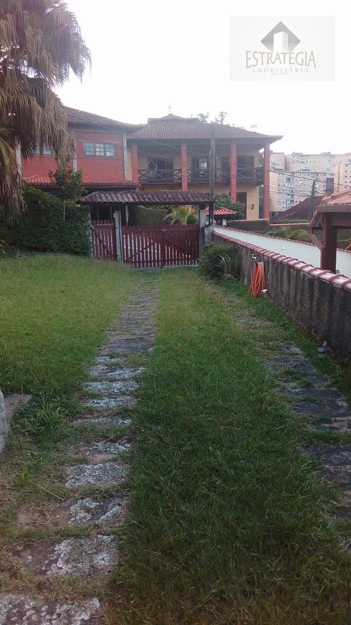 Casa à venda com 3 quartos, 1 suíte, 2 vagas e 180m² no Quitandinha, Petrópolis (RJ) — foto 13 de 23