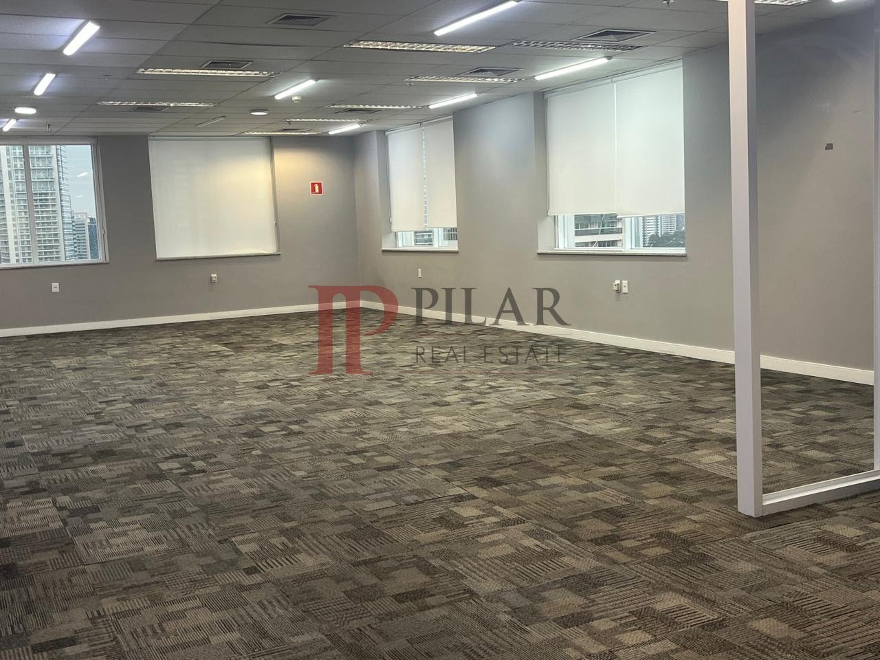 Sala para alugar