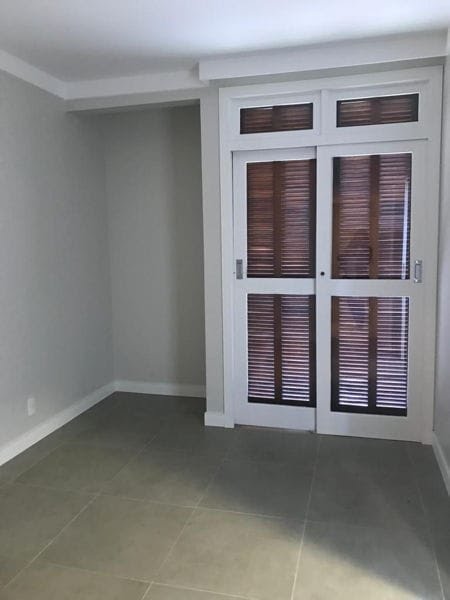 Casa à venda com 6 quartos, 4 suítes, 2 vagas e 194m² no Cachoeira do Bom Jesus, Florianópolis (SC) — foto 15 de 23