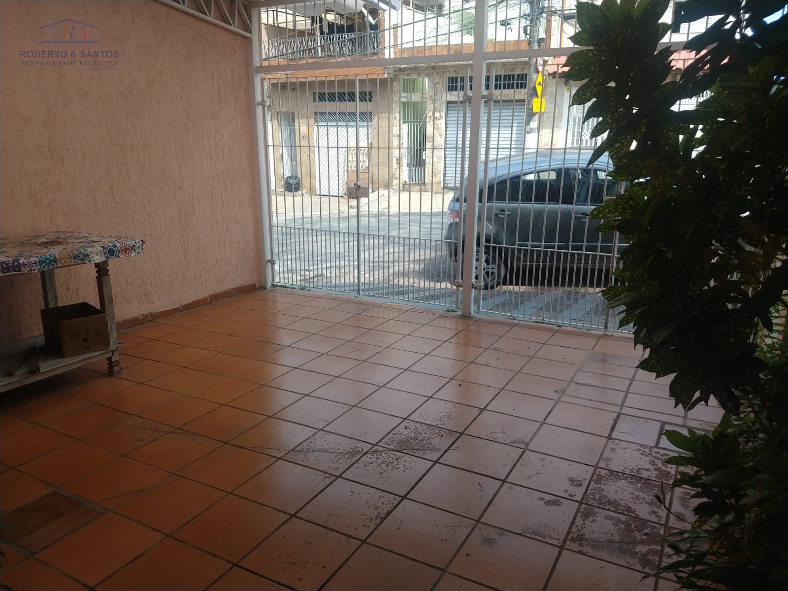Garagem coberta