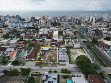Amplo Terreno em Caiobá com Potencial Construtivo