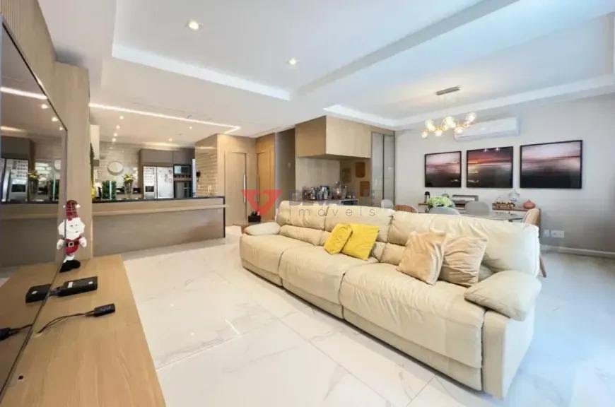 Casa à venda com 4 quartos, 4 suítes, 2 vagas e 300m² no Recreio dos Bandeirantes, Rio de Janeiro (RJ) — foto 11 de 25
