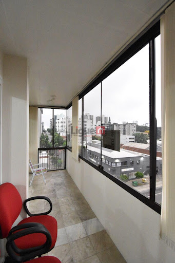 Apartamento 4 Dormitórios em Lourdes, Caxias do Sul