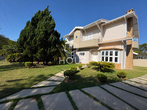Fachada casa com lareira
