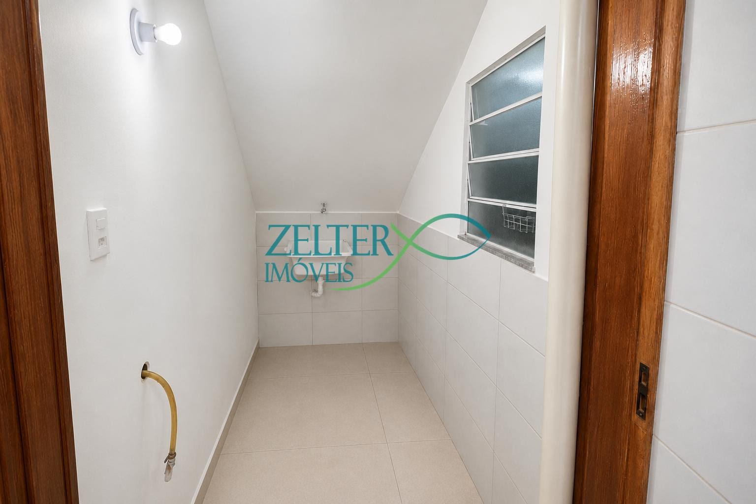 Casa à venda com 2 quartos, 2 banheiros e 100m² no Brás de Pina, Rio de Janeiro (RJ) — foto 11 de 19