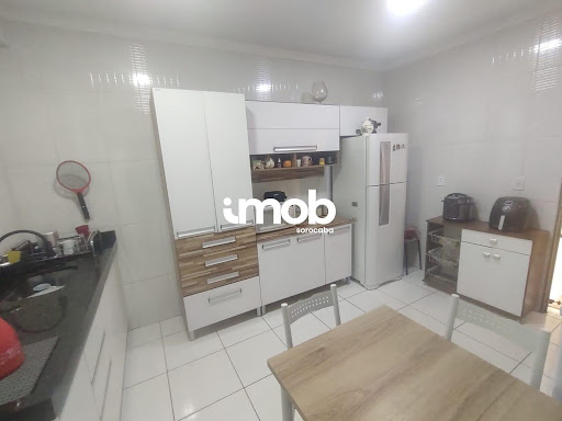 Casa  á venda em Conjunto Habitacional Jardim Serrano  -  Votorantim