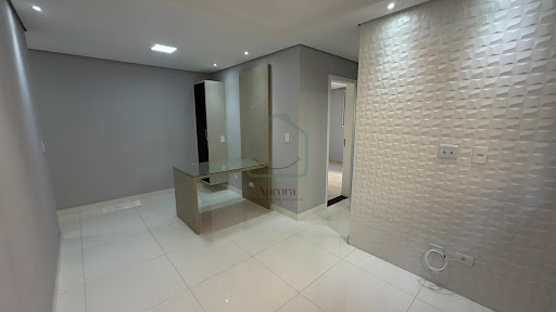 Apartamento em Vila Urupês - Suzano, SP por 1