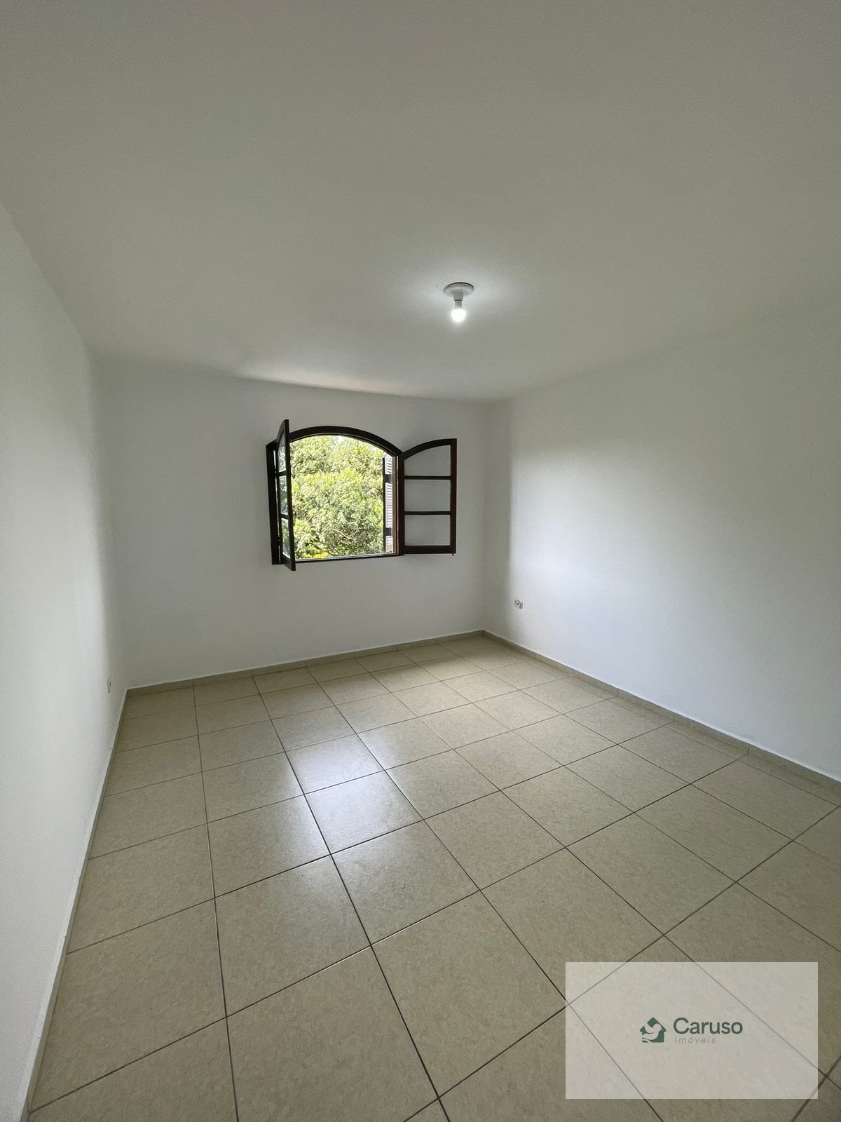 Comercial para alugar com 4 banheiros, 5 vagas e 220m² no Vila Riman, Arujá (SP) — foto 14 de 29