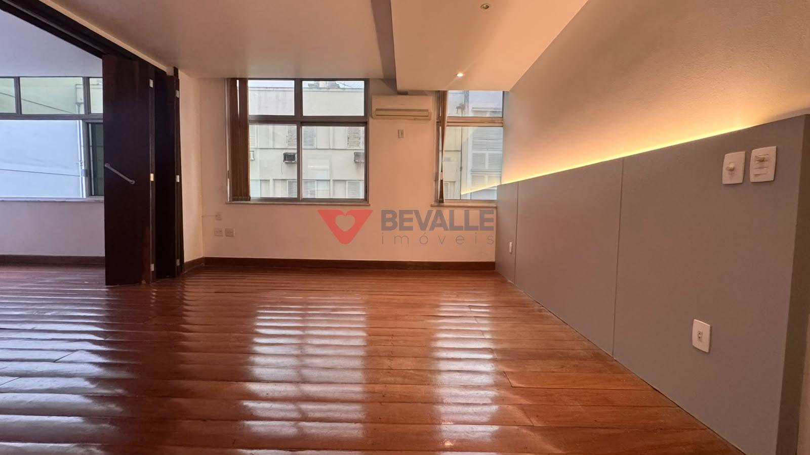 Apartamento à venda com 1 quarto, 1 suíte, 1 vaga e 75m² no Leblon, Rio de Janeiro (RJ) — foto 12 de 30